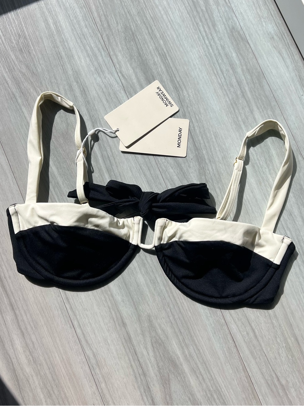 Monday Swimwear Black and Cream Cala Roja Top Size M NWT